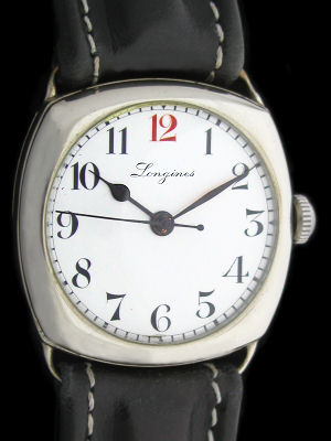 longines_cushion_case_vintage_watch.jpg