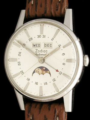 zodiac_moonphase_automatic_vintage_triple_date_watch.jpg